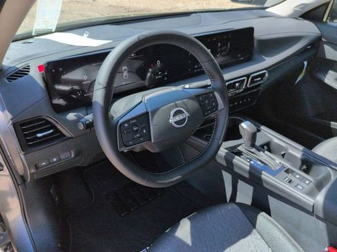 New 2026 Nissan Sentra SV w/ SV Convenience Package FWD image 28