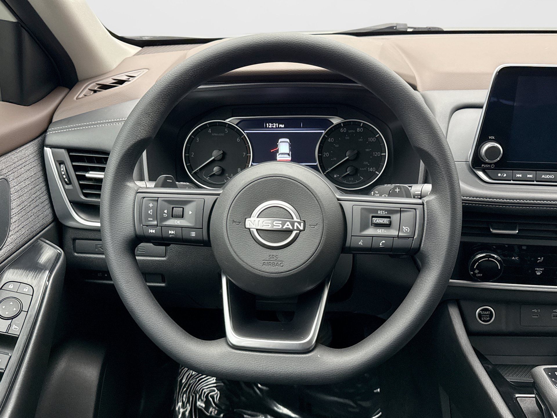 Used 2023 Nissan Rogue S AWD/4WD image 12