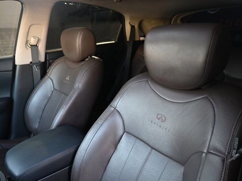 Used 2012 INFINITI FX35 2WD w/ Premium Pkg image 22