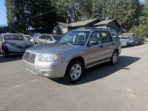 Used 2006 Subaru Forester 2.5X AWD/4WD image 2