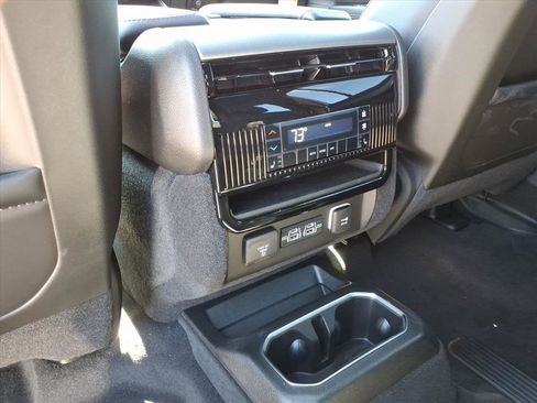 New 2026 Jeep Grand Wagoneer Limited image 15