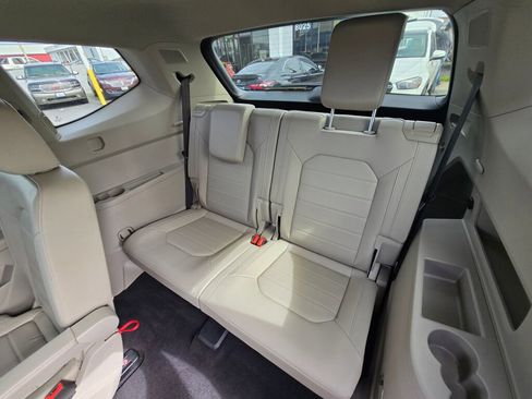 Used 2019 Volkswagen Atlas SEL Premium image 21