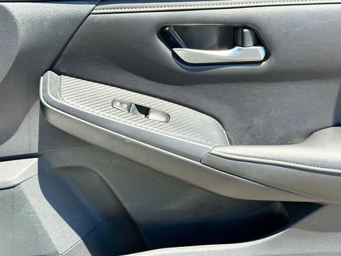 Used 2020 Nissan Sentra SV FWD image 18