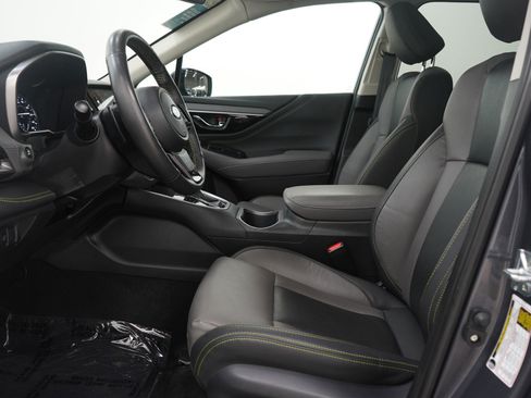 Used 2025 Subaru Outback Onyx Edition image 22