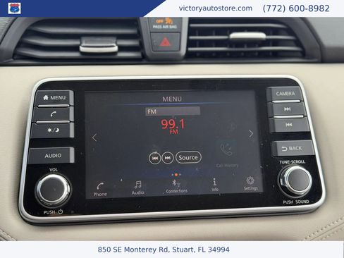 Used 2020 Nissan Versa SV FWD image 27