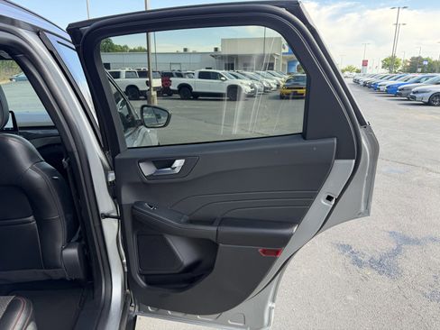 Used 2024 Ford Escape ST-Line AWD/4WD image 14