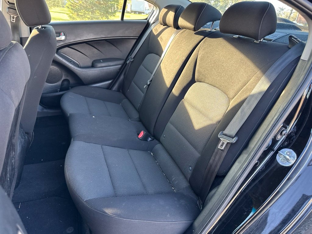 Used 2017 Kia Forte LX FWD image 13