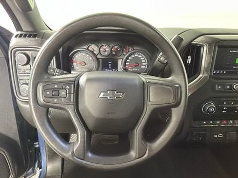 Used 2024 Chevrolet Silverado 1500 Custom w/ Dark Appearance Package AWD/4WD image 15