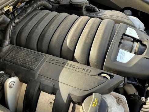 Used 2013 Porsche Cayenne S image 31