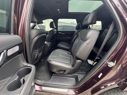 Used 2023 Hyundai Palisade Calligraphy image 56