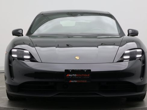 Used 2021 Porsche Taycan RWD image 2