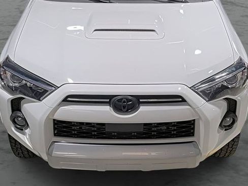 Used 2020 Toyota 4Runner TRD Off-Road Premium w/ Moonroof Package AWD/4WD image 16