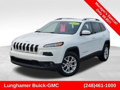 Used 2017 Jeep Cherokee Latitude w/ Cold Weather Group