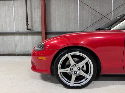 Used 2004 MAZDA MX-5 Miata MAZDASPEED image 27