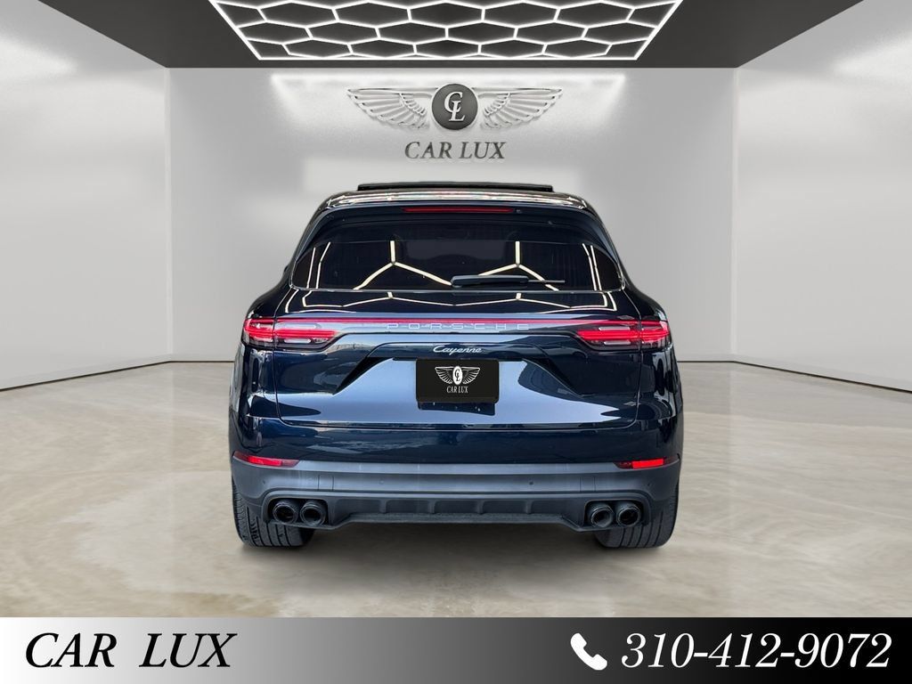 Used 2023 Porsche Cayenne Platinum Edition AWD/4WD image 4