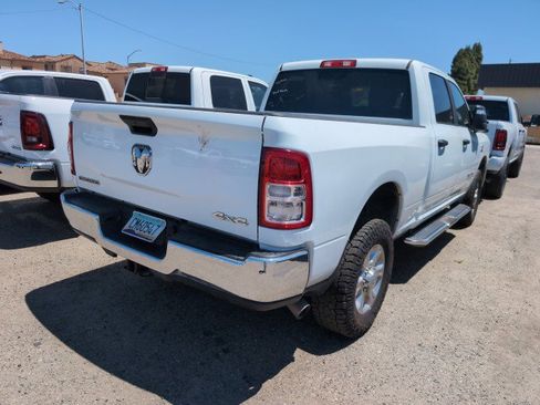Used 2024 RAM 2500 Big Horn AWD/4WD image 3