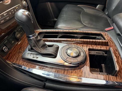 Used 2018 Nissan Armada Platinum image 12