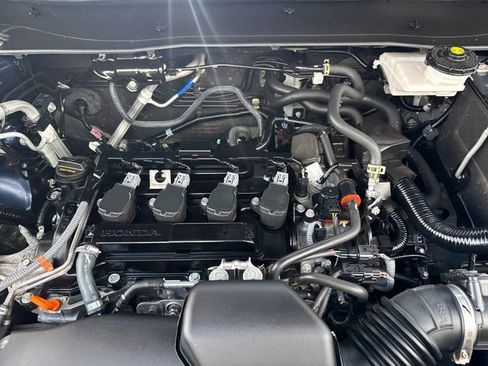 Certified 2025 Honda CR-V EX image 40