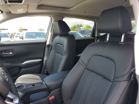 New 2026 Honda HR-V EX-L image 17
