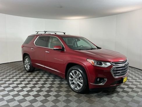 Used 2019 Chevrolet Traverse Premier AWD/4WD image 3