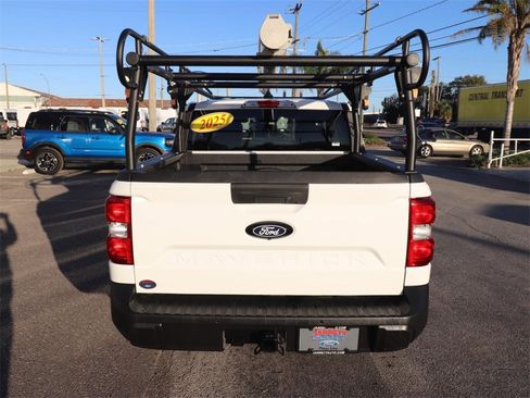 Certified 2025 Ford Maverick XLT w/ Equipment Group 302A image 11