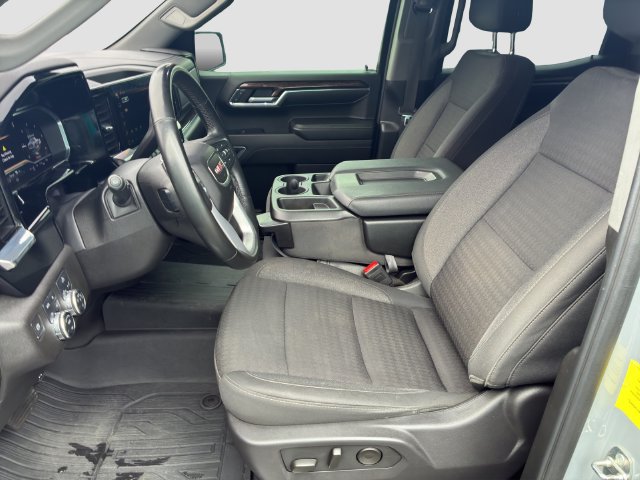 Used 2024 GMC Sierra 1500 Elevation w/ LPO, Elevation Black Package AWD/4WD image 11