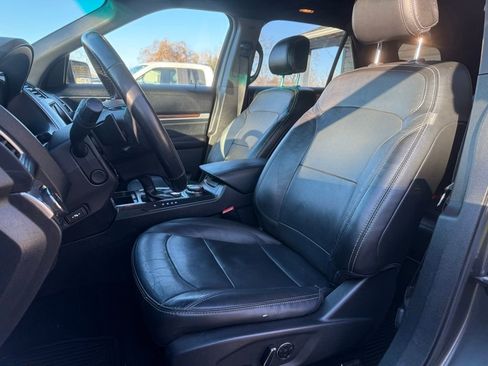 Used 2016 Ford Explorer Limited w/ Equipment Group 301A image 12