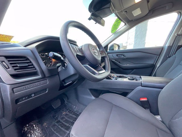 Used 2024 Nissan Rogue S AWD/4WD image 10