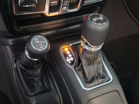 New 2026 Jeep Wrangler Sahara AWD/4WD image 28