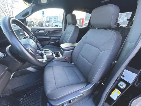 Used 2023 Chevrolet Colorado LT w/ LT Convenience Package II image 19
