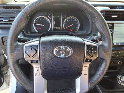 Certified 2022 Toyota 4Runner Limited AWD/4WD image 28