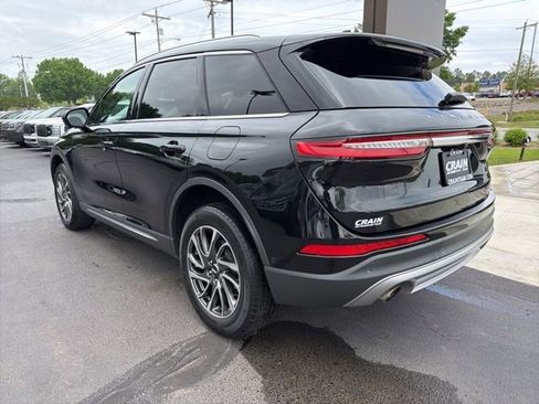 Used 2021 Lincoln Corsair AWD image 5