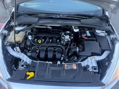 Used 2016 Ford Focus SE FWD image 17