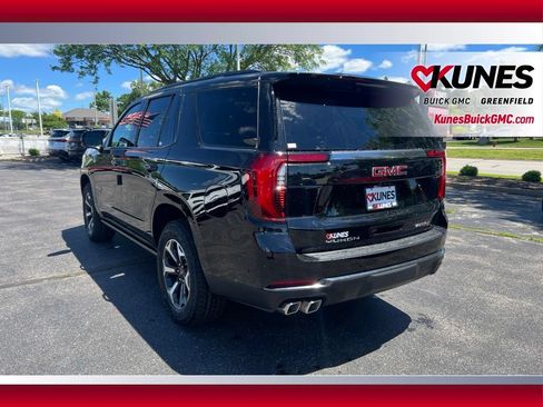 New 2026 GMC Yukon AT4 w/ AT4 Premium Plus Package AWD/4WD image 7