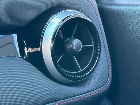 Used 2024 Chevrolet Colorado Z71 w/ Z71 Convenience Package 2 image 29