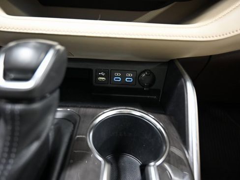 Used 2022 Toyota Highlander Platinum image 22