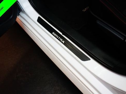 Certified 2024 Nissan Sentra SR FWD image 29