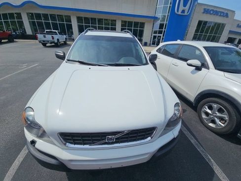 Used 2006 Volvo XC90 2.5T AWD/4WD image 6