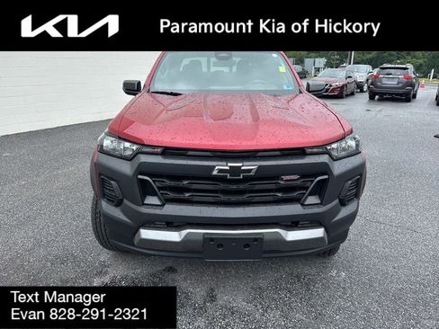Used 2026 Chevrolet Colorado Trail Boss AWD/4WD image 2