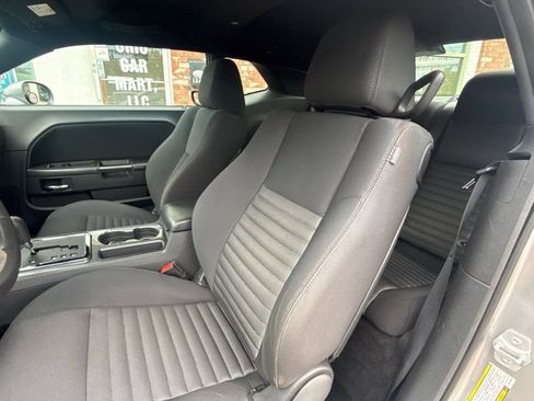 Used 2013 Dodge Challenger SXT RWD image 12
