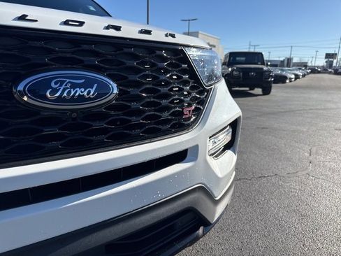 Used 2024 Ford Explorer ST w/ Equipment Group 401A image 5