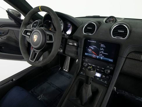 Certified 2024 Porsche 718 Cayman GT4 RS image 34