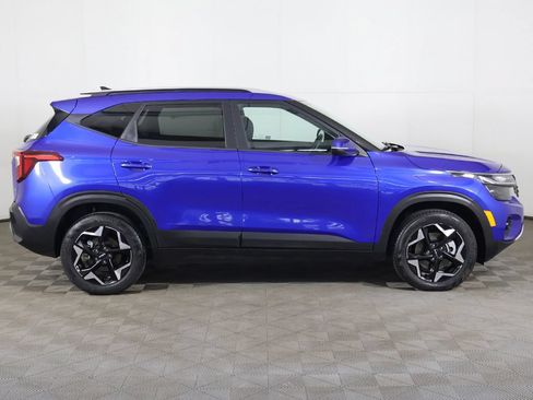 Certified 2025 Kia Seltos S AWD/4WD image 18