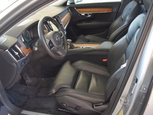 Used 2018 Volvo S90 T6 Inscription w/ Convenience Package AWD/4WD image 24