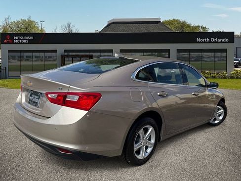 Used 2024 Chevrolet Malibu LT FWD image 5