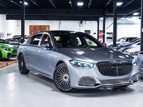 Used 2024 Mercedes-Benz Maybach S 680 4MATIC image 92