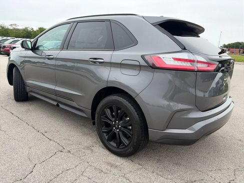 Used 2024 Ford Edge SE w/ Black Appearance Package AWD/4WD image 5