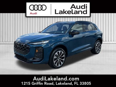 New 2026 Audi Q3 quattro 2.0T AWD/4WD image 1