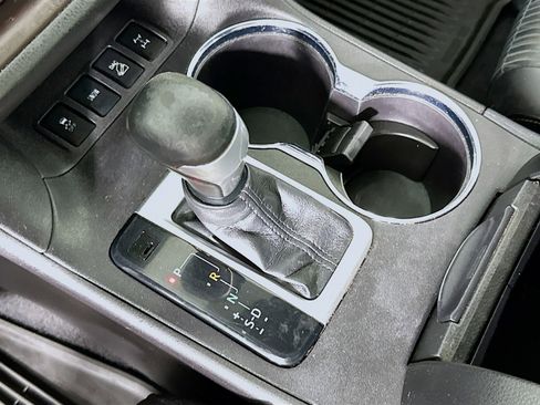 Used 2015 Toyota Highlander Plus image 16