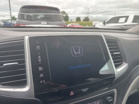 Used 2018 Honda Pilot EX-L image 12